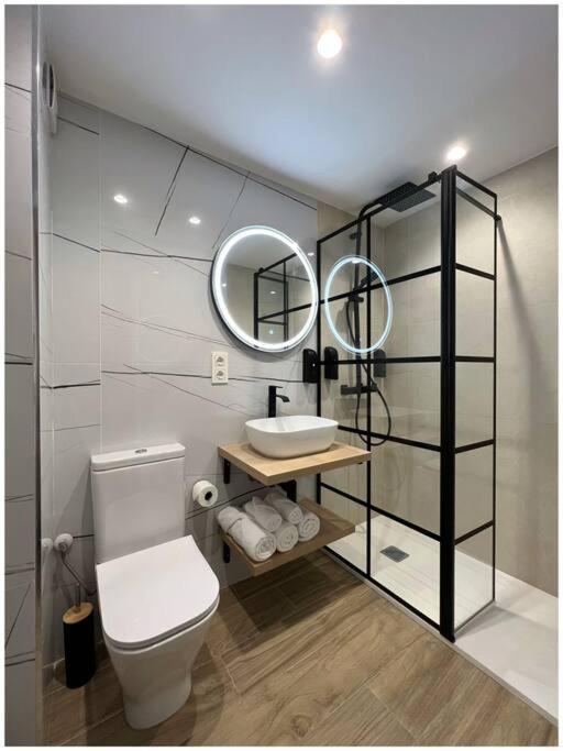 Elegance Lifestyle - Parking Gratuito! Apartment Сан Себастиан Екстериор снимка
