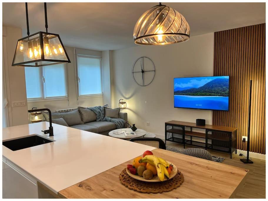 Elegance Lifestyle - Parking Gratuito! Apartment Сан Себастиан Екстериор снимка